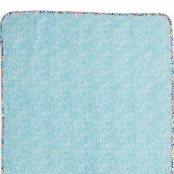 NWT Vera Bradley blanket - Picture 2 of 2